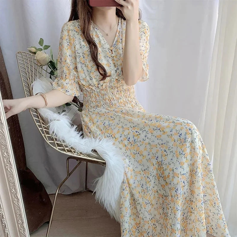 Elegant V-Neck Slimming Short Sleeve Dress 2024 New Style Waist-Fitted Fragrant Flower Design Women's Gown Original Work