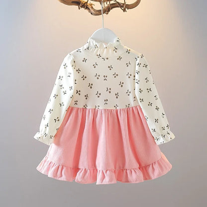 Vestido de manga larga para niña, con estampado floral y tirantes de pana, ideal como atuendo fotográfico para niña de 1 a 6 años.