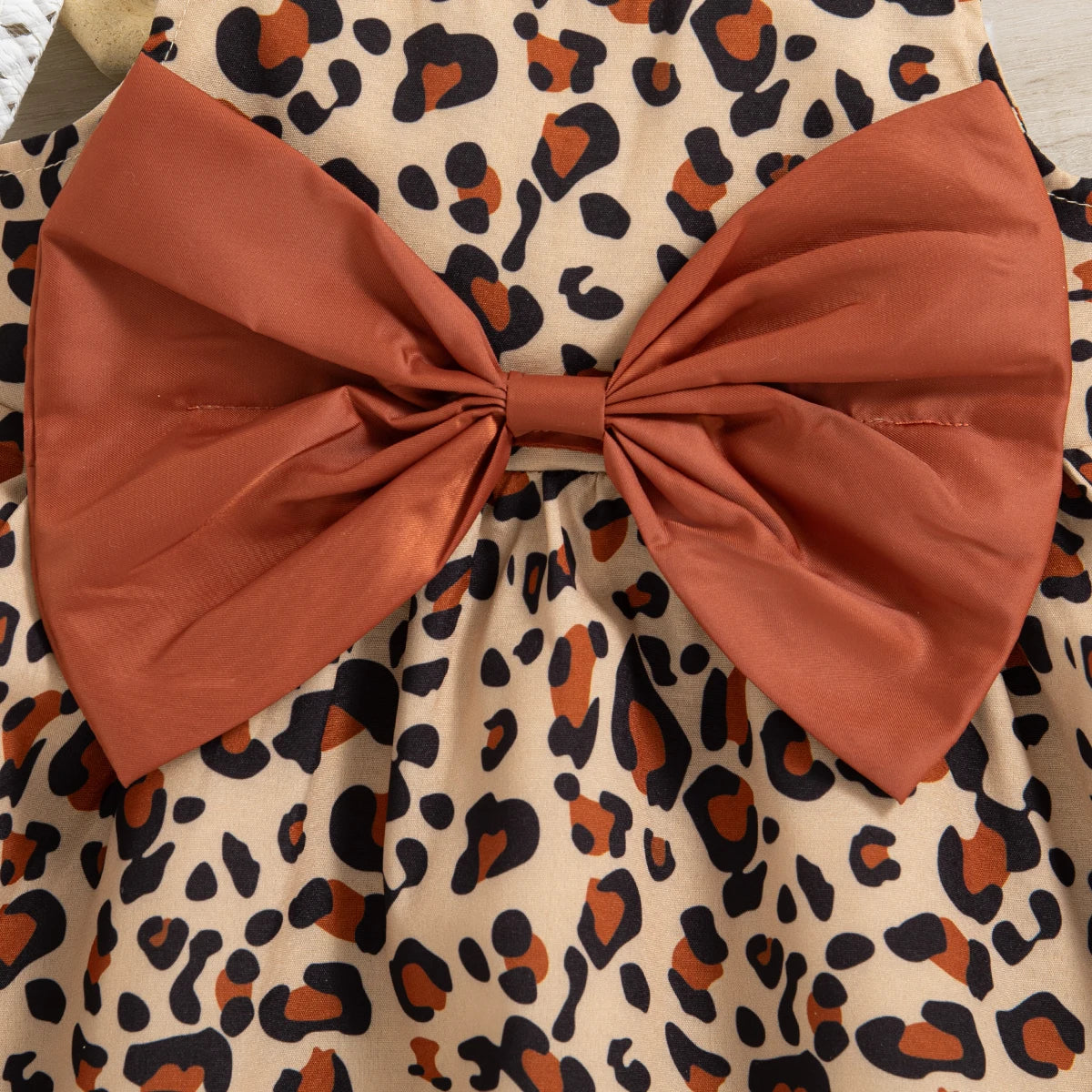 Vestido de verano para niña con estampado de leopardo y lazo decorativo, con tirantes, bonito vestido de fiesta para niña