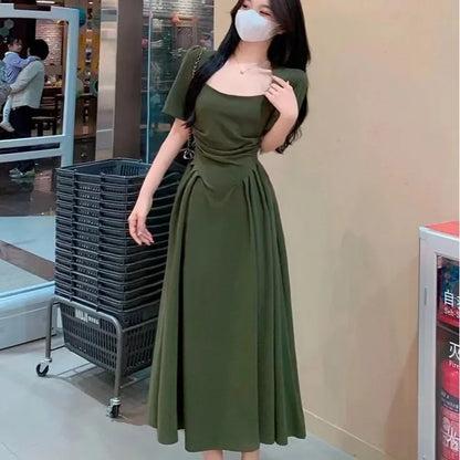 Vestido francés de talla grande, color liso, elegante, ajustado, con cintura adelgazante y cuello cuadrado, nuevo estilo de verano para mujeres regordetas.
