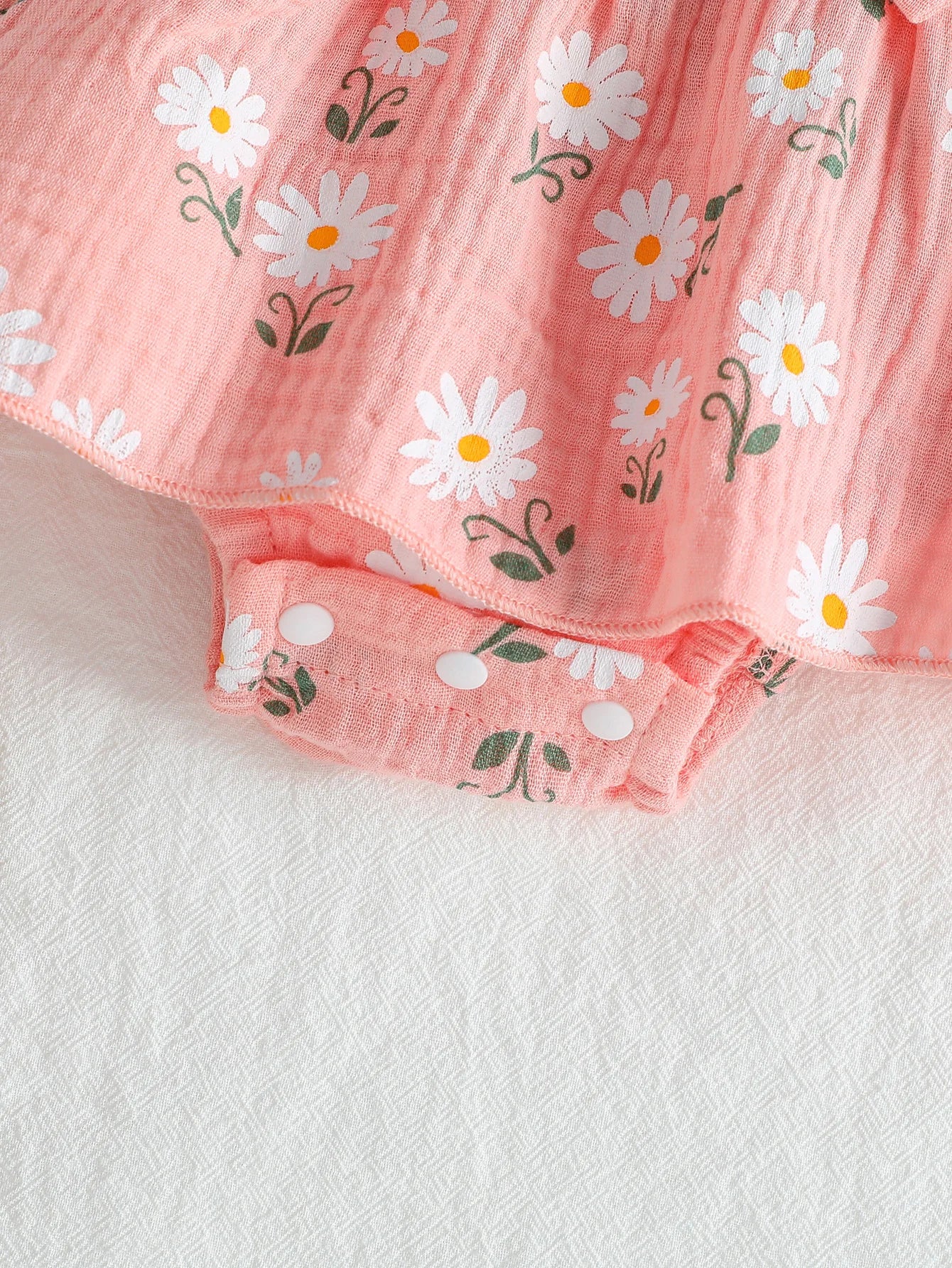 Conjunto de 2 piezas de peleles de algodón suave para recién nacidas, color rosa, con estampado de margaritas, de manga corta y diadema.