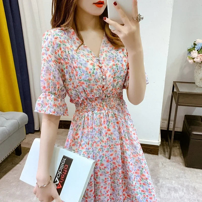 Elegant V-Neck Slimming Short Sleeve Dress 2024 New Style Waist-Fitted Fragrant Flower Design Women's Gown Original Work